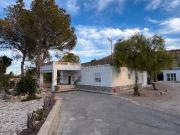 Chalet en venta en Elche Elx, Peña de las Águilas. Finca...