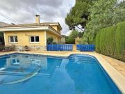Chalet en venta en Elda, Alicante