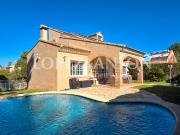 Chalet en venta en Eliana l´, El Paraíso Los Almendros....