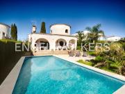 Chalet en venta en Empuriabrava, Girona Costa Brava