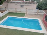 Chalet en venta en Espartinas, Loreto. Independiente con...