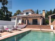 Chalet en venta en Estepona