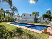 Chalet en venta en Estepona