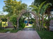 Chalet en venta en Estepona, Altos de Estepona. Villa...