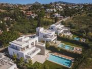 Chalet en venta en Estepona, El Paraiso Chalet en venta en Estepona, El Paraiso