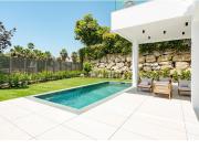 Chalet en venta en Estepona, Guadalobón. Venta de villa...