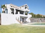 Chalet en venta en Estepona, La Concha Resina Golf....