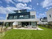 Chalet en venta en Estepona, Málaga Costa del Sol