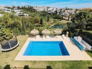 Chalet en venta en Estepona, Málaga Costa del Sol