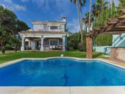 Chalet en venta en Estepona, Málaga Costa del Sol