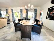 Chalet en venta en Estepona, Paraiso Barronal. Casa...