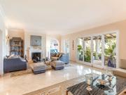 Chalet en venta en Estepona, Paraiso Barronal. Preciosa...