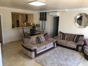 Chalet en venta en Estepona, Paraiso Barronal. Una...