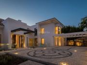 Chalet en venta en Estepona, Sotoserena. Espectacular...