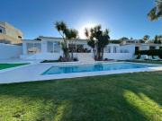 Chalet en venta en Estepona, Urb. Nueva Atalaya