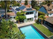 Chalet en venta en Estepona, Villacana Costalita Saladillo