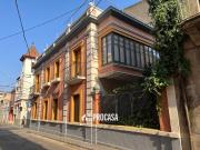 Chalet en venta en Figueres, Centre. Edificio de dos...