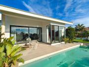 Chalet en venta en Finestrat, Golf Bahía. VILLA DE LUJO....