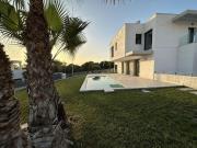 Chalet en venta en Finestrat, Golf Bahía. Villa...