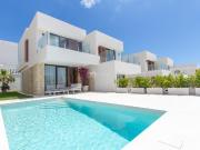 Chalet en venta en Finestrat, Golf Bahía. Villas y...