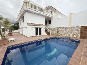 Chalet en venta en Fuengirola