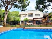 Chalet en venta en Gavà, Gava Mar. VILLA DE LUJO EN GAVÁ...