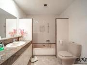 Chalet en Venta en Girona, Girona