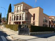 Chalet en venta en Guadix. ESPECTACULAR CHALET EN UNA DE...