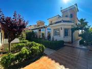 Chalet en venta en Guardamar del Segura, Urbanizaciones