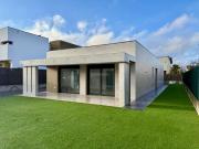 Chalet en venta en Gurb. Obra nueva Chalet en Gurb:...