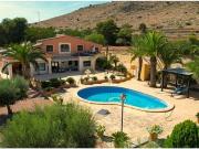 Chalet en venta en Hondón de las Nieves, Alicante