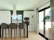 Chalet en venta en Hondón de las Nieves. Villa en una...