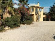 Chalet en venta en La Azohía con piscina y amplio jardín