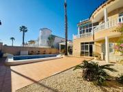 Chalet en venta en La Florida, Alicante Costa Blanca