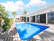 Chalet en venta en La Marina, Alicante Costa Blanca