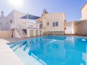 Chalet en venta en La Marina, Alicante Costa Blanca