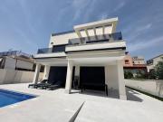 Chalet en venta en La Marina, Alicante Costa Blanca