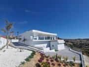 Chalet en venta en La Marina, Alicante Costa Blanca