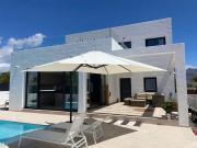 Chalet en venta en La Nucia, Alicante Costa Blanca