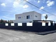 Chalet en venta en La Siesta, Alicante Costa Blanca