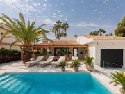 Chalet en venta en La Zenia, Alicante Costa Blanca