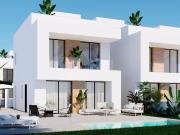 Chalet en venta en La Zenia, Alicante Costa Blanca