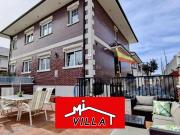 Chalet en venta en Laredo, El Puntal. Chalet en venta en...