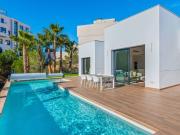 Chalet en venta en Las Colinas Golf, Alicante Costa Blanca