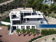 Chalet en venta en Las Colinas Golf, Alicante Costa Blanca