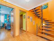 Chalet en venta en Leganés, La Fortuna. Chalet adosado...