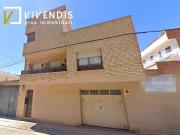 Chalet en venta en Lleida, de 430 m² 1 habitación por...