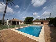 Chalet en venta en Llíria, Urbanizaciones. ESPECTACULAR...