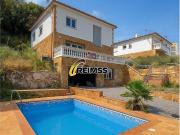 Chalet en venta en Lloret de Mar, de 165 m² 4...
