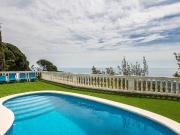 Chalet en venta en Lloret de Mar, de 215 m² 4...